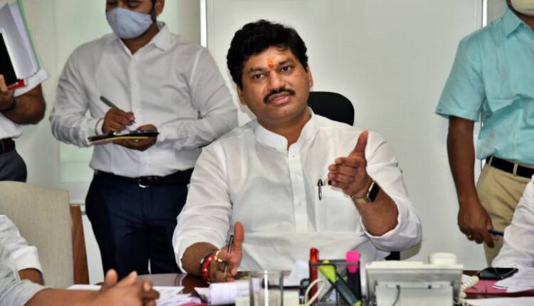 Extension till June 30 for foreign scholarship: Minister Dhananjay Munde