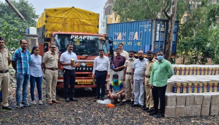 450 boxes of Goa-made liquor seized on Pune-Mumbai highway