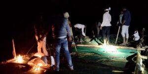 Collector Abhijit Raut reached the riverbed at night to stop sand mining