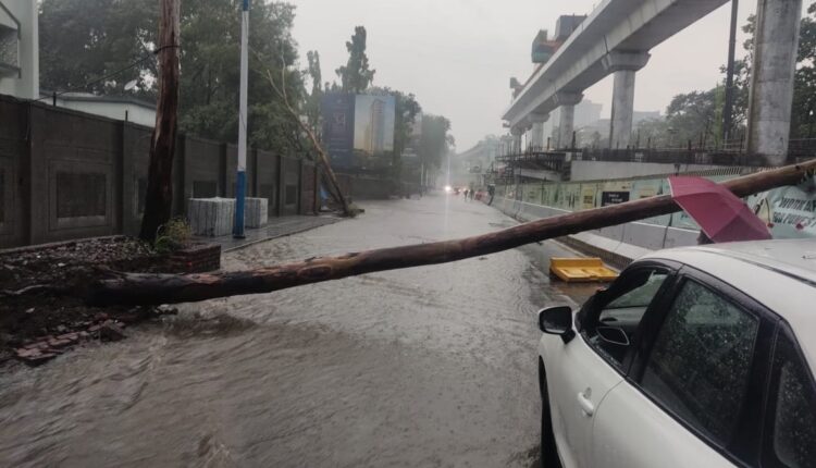 Heavy rain in Pune flooded the city, Shivajinagar, JM Road, Hadapsar, Sinhagad Road, Warje,